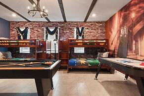 Luxury 10-bedroom Villa in Champions Gate Resort