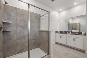 Luxury 10-bedroom Villa in Champions Gate Resort