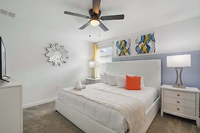 Luxury 10-bedroom Villa in Champions Gate Resort