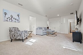 Solterra Villa With Screened Pool & Lake View