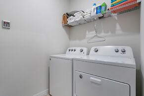 Solterra Villa With Screened Pool & Lake View