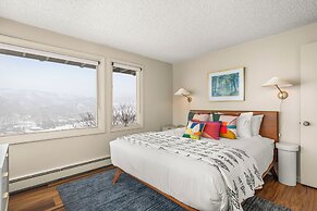 Oak Ridge Retreat by Snowmass Vacations