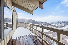 Oak Ridge Retreat by Snowmass Vacations