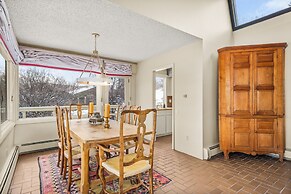 Oak Ridge Retreat by Snowmass Vacations