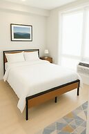 Modern 1BR 1BA Apartment