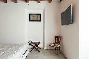 Varenna Balcony by Wonderful Italy