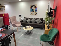 Asombroso Departamento cerca de Santa Fe