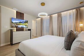 Escape to Luxury: Magical 10-bedroom Villa Near Disney World!