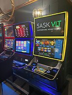 Maple Creek Motor Inn