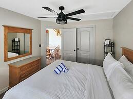 Riverside Way by Fernie Lodging Company