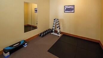 Riverside Way by Fernie Lodging Company