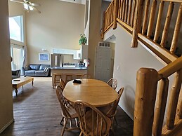 Riverside Way by Fernie Lodging Company