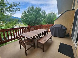 Riverside Way by Fernie Lodging Company