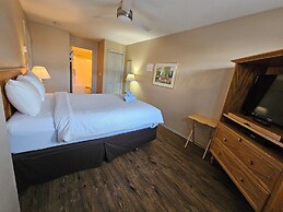 Riverside Way by Fernie Lodging Company