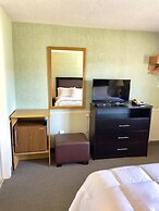Adams Motel
