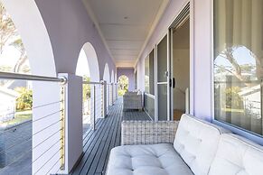River Views on Renown
