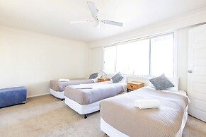 River Views on Renown
