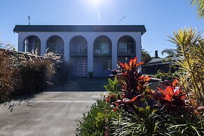 River Views on Renown