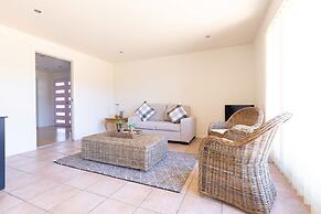 River Views on Renown