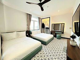 Le's Dalat Sky Hotel