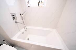 ZHome-Modern 3 bedrooms apartment