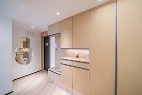 ZHome-Modern 3 bedrooms apartment