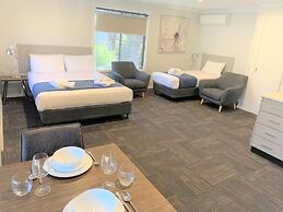 Eastend Studio Apartments