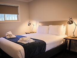 Eastend Studio Apartments