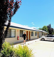 Eastend Studio Apartments