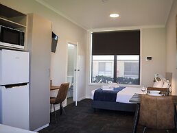 Eastend Studio Apartments