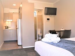 Eastend Studio Apartments