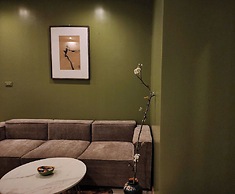 Green Bay Garden by Pi's