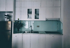 Green Bay Garden by Pi's