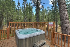 Timber Lodge HUGE Log Cabin with Hot Tub