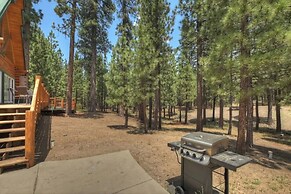 Timber Lodge HUGE Log Cabin with Hot Tub