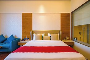 Eternal Oasis by Alaya Stays