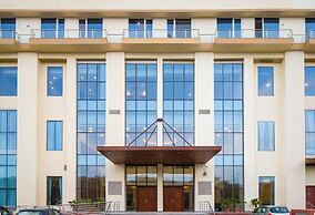 Eternal Oasis by Alaya Stays