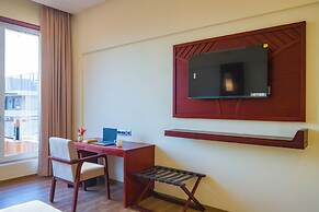 Eternal Oasis by Alaya Stays