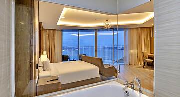 S79 Business Suite Panorama Residence