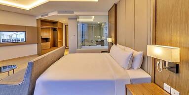 S79 Business Suite Panorama Residence