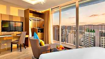 S79 Business Suite Panorama Residence