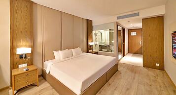 S79 Business Suite Panorama Residence