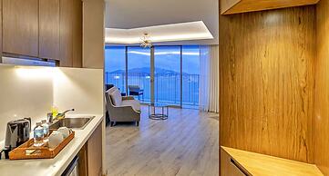 S79 Business Suite Panorama Residence