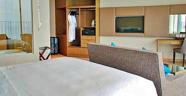 S79 Business Suite Panorama Residence