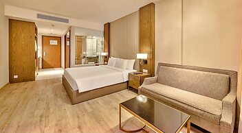 S79 Business Suite Panorama Residence