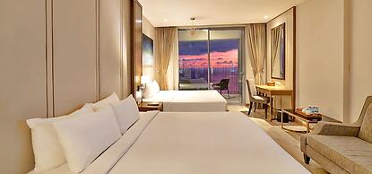 S79 Business Suite Panorama Residence