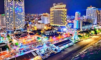 S79 Business Suite Panorama Residence