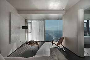 Mangshu Taotangzhiqiu Seaview Hotel