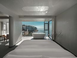 Mangshu Taotangzhiqiu Seaview Hotel