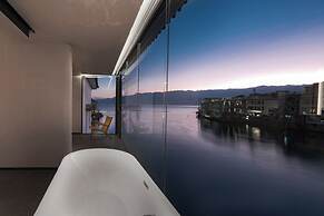 Mangshu Taotangzhiqiu Seaview Hotel